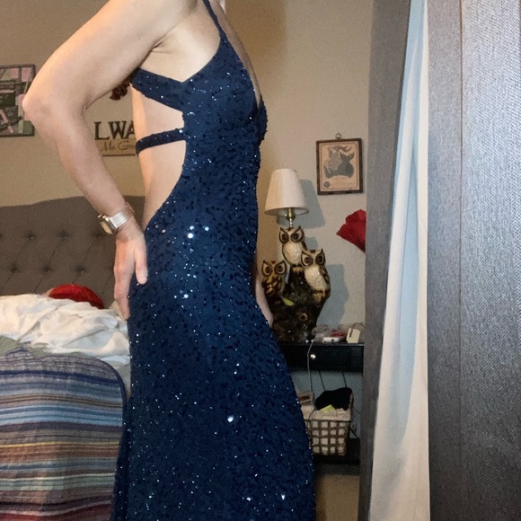 Navy Sequins Gown - Picture 3 of 4